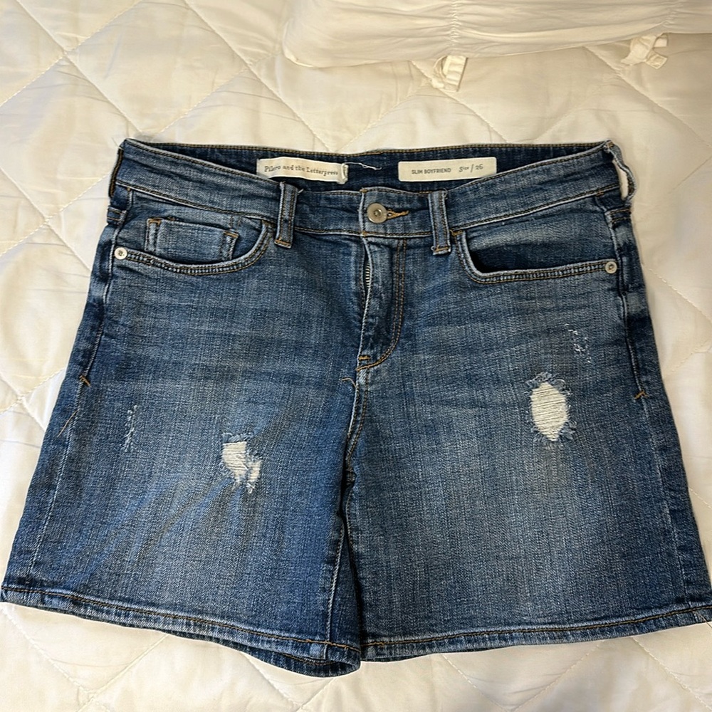 Pilcro Slim Boyfriend Denim Shorts
